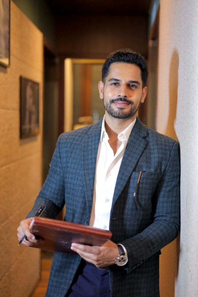 Dr Nishant Tripathi, Plastic Surgeon and Hair Transplant Specialist at OMORRFIYA